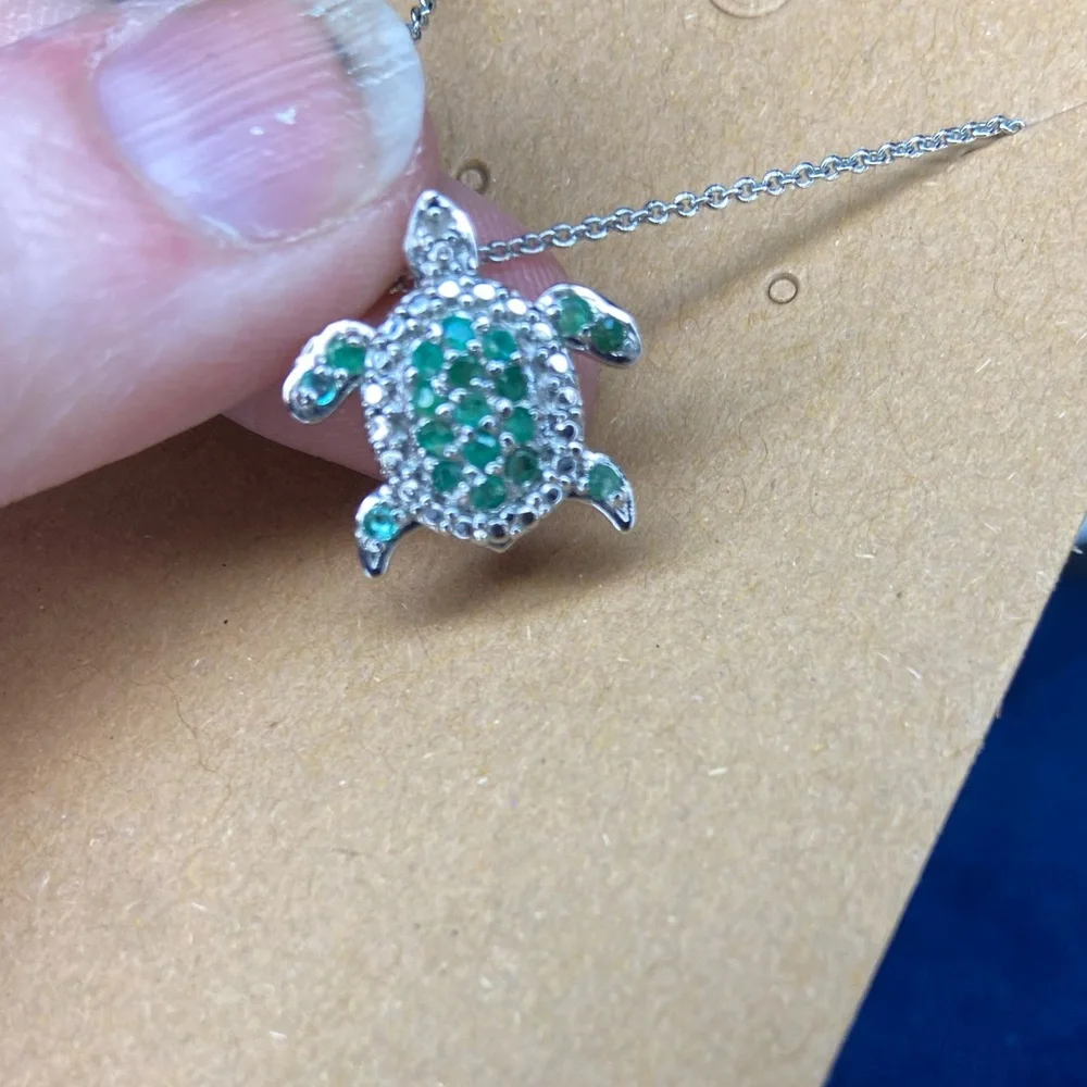 Genuine Emerald Sterling Silver 18 Inch Turtle Necklace - Picture 9 of 10